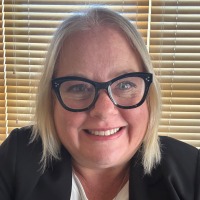 Profile Image of Mara Schubert